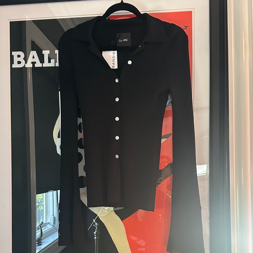 Le Ore Black Button-Down Shirt